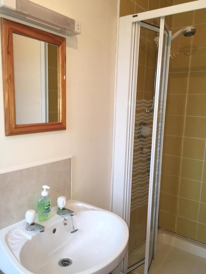 Carrick House B&B Килибегс Екстериор снимка