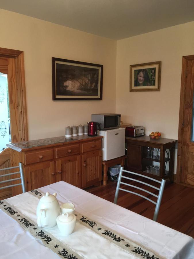 Carrick House B&B Килибегс Екстериор снимка